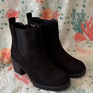 Soda Black Suede Chelsea Ankle Boots with Block Heel